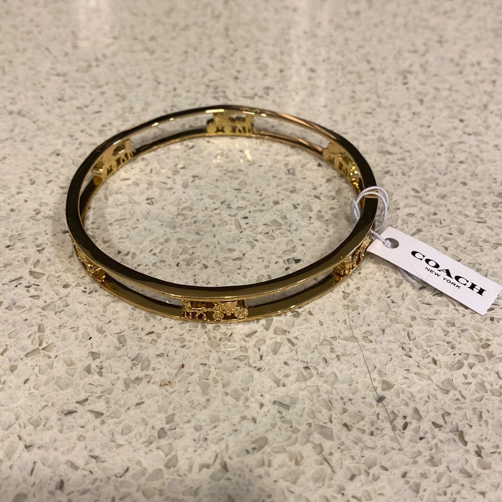 Coach Women’s Horse and Carriage bangle - Gold